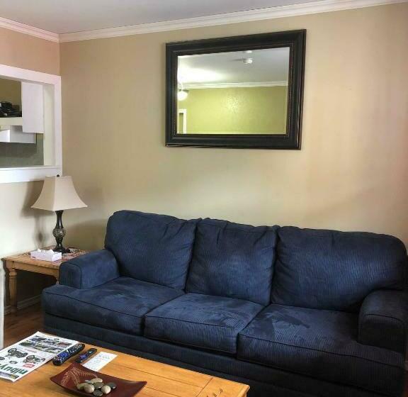 スタンダードルーム, Seaport Inn