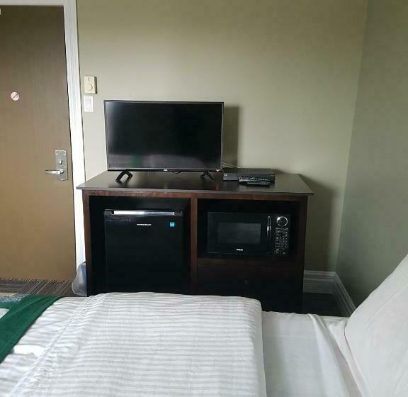 标准间, Seaport Inn
