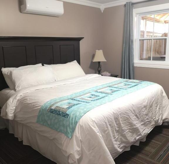 套房, Seaport Inn
