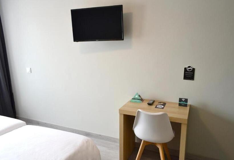 غرفة قياسية, Alda Catedral