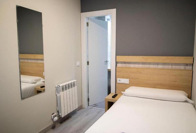 Номер Стандарт Индивидуальный, Alda Catedral