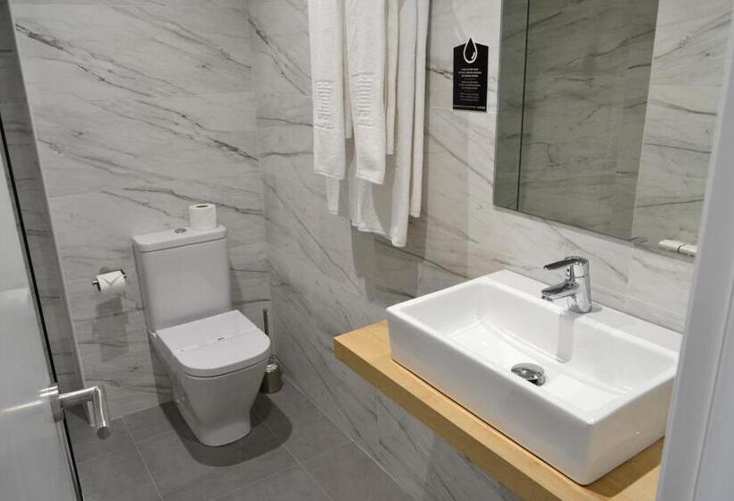 غرفة قياسية مزوَّدة بشُرفة, Alda Catedral