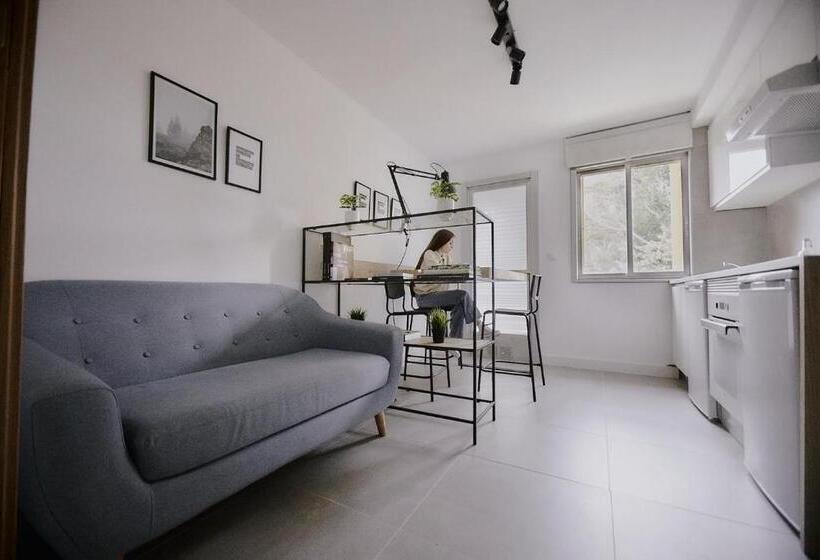 Номер Стандарт, Zarey Hostel