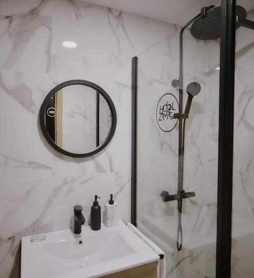 Standard room with outdoor bath, Zarey Hostel