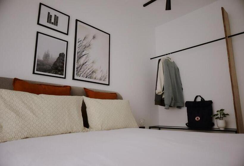 Номер Deluxe, Zarey Hostel