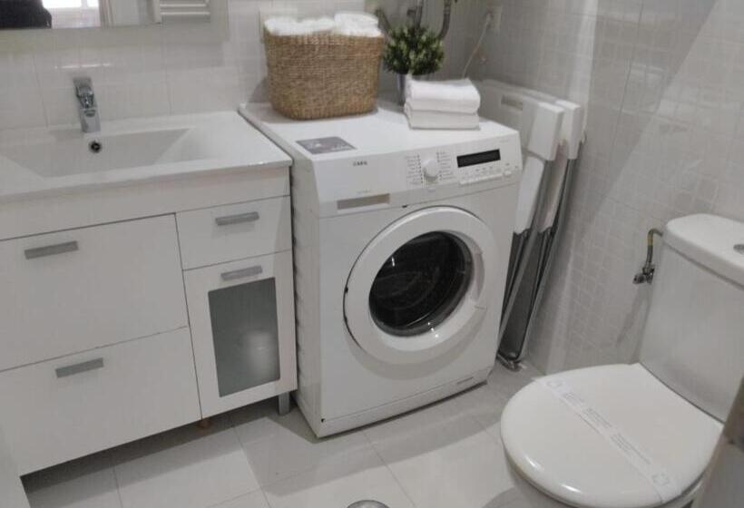 Апартаменты 1 Спальня Вид на Сад, Zarey Hostel