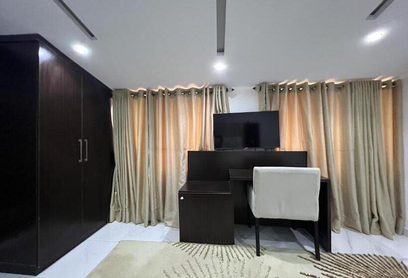 스탠다드 발코니 룸, Riviera Hotel, Apartments & Resorts