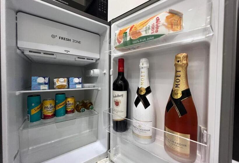 디럭스 룸, Riviera Hotel, Apartments & Resorts