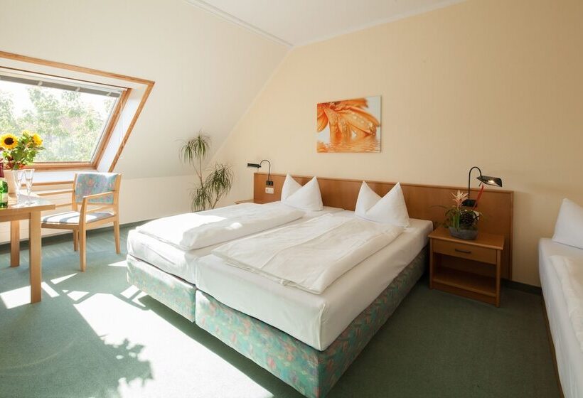 标准三人间, Apart Hotel Gera
