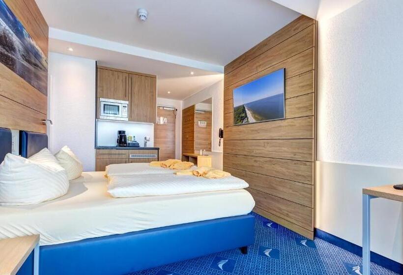 شقة غرفة واحدة مزودة بتراس, Familien Wellness Hotel Seeklause Mit Großem Abenteuerspielplatz Piraten Insel Usedom Kinder Immer A