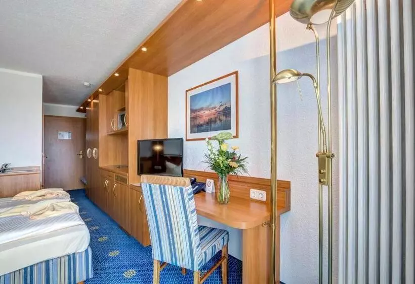 テラス付き１ベッドルームアパートメント, Familien Wellness Hotel Seeklause Mit Großem Abenteuerspielplatz Piraten Insel Usedom Kinder Immer A
