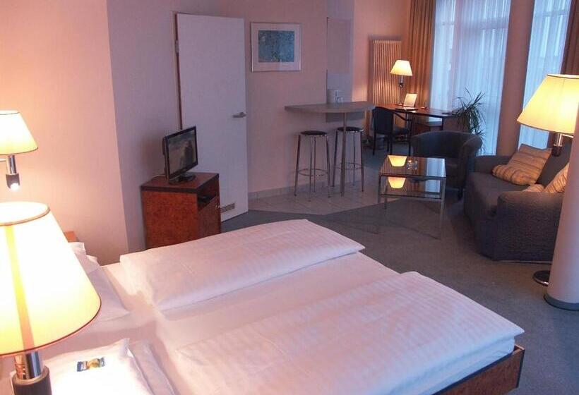 Номер Дюплекс, Arkadia