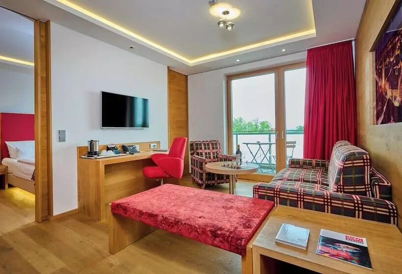Suite, Asam