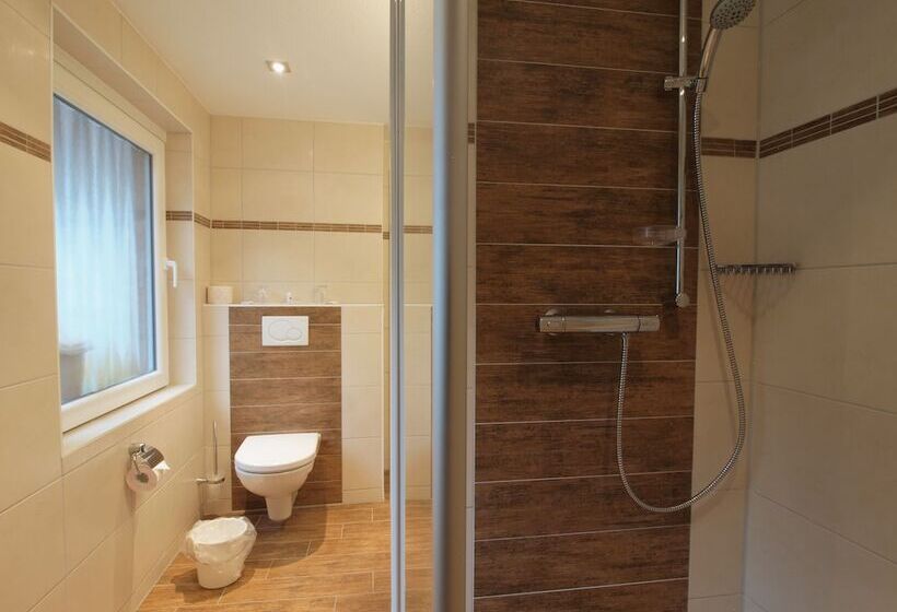 スタンダードルーム, Bellevue