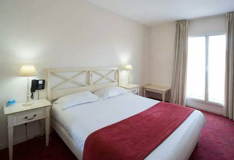 スタンダードルーム, Brit Hotel Du Perche