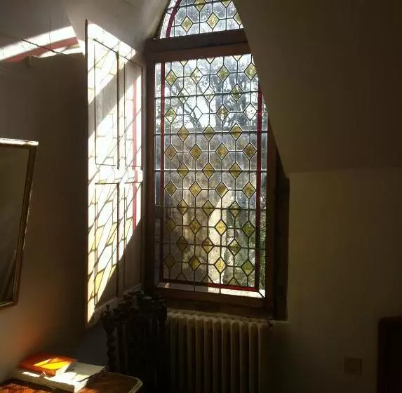 ファミリールーム, Château De Saint Loup