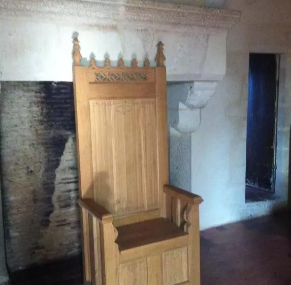 スタンダードトリプルルーム, Château De Saint Loup