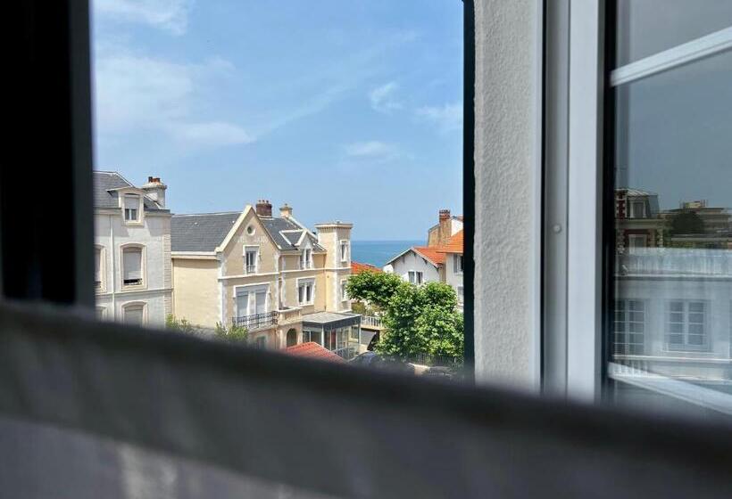 スタンダードルーム, Hôtel Saint James