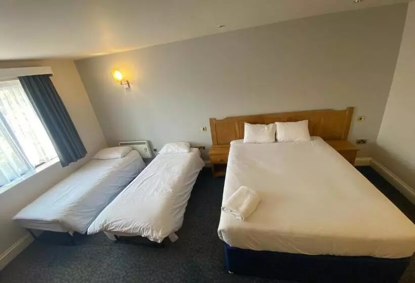 Perhehuone, Ibis Budget Bromsgrove