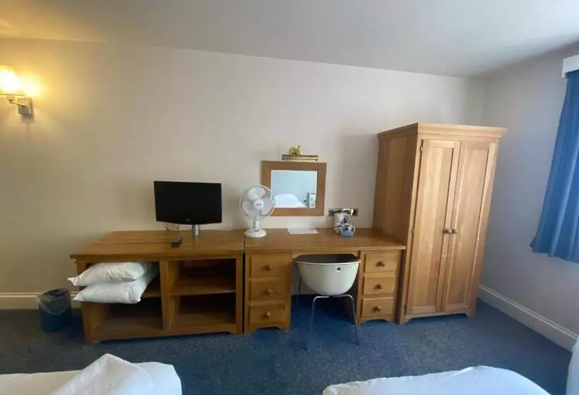 Perhehuone, Ibis Budget Bromsgrove