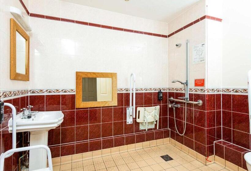 غرفة عائلية, Ibis Budget Bromsgrove