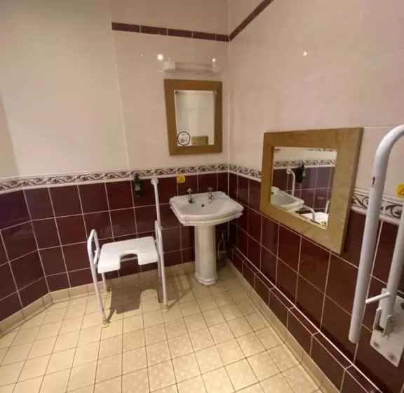 Standard-invahuone, Ibis Budget Bromsgrove