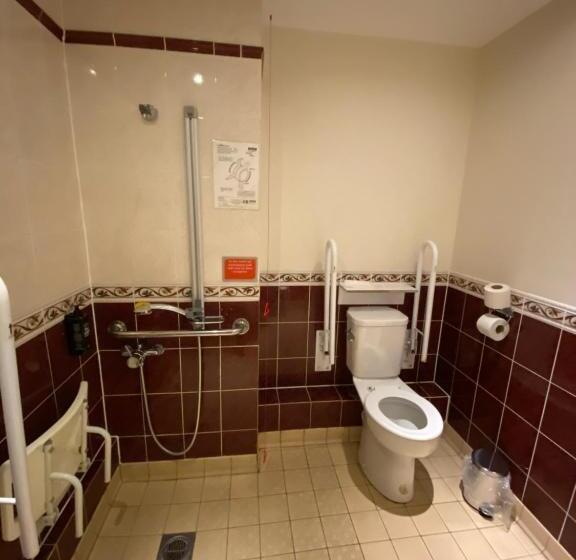 Номер Стандарт Адаптированный для Инвалидов, Ibis Budget Bromsgrove