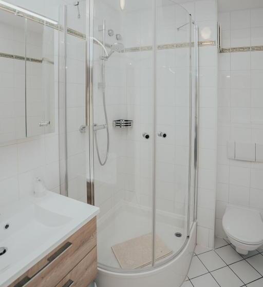 1ベッドルームアパートメント, Lechpark