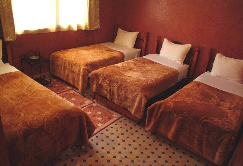 חדר סטנדרט לארבעה, Marmar