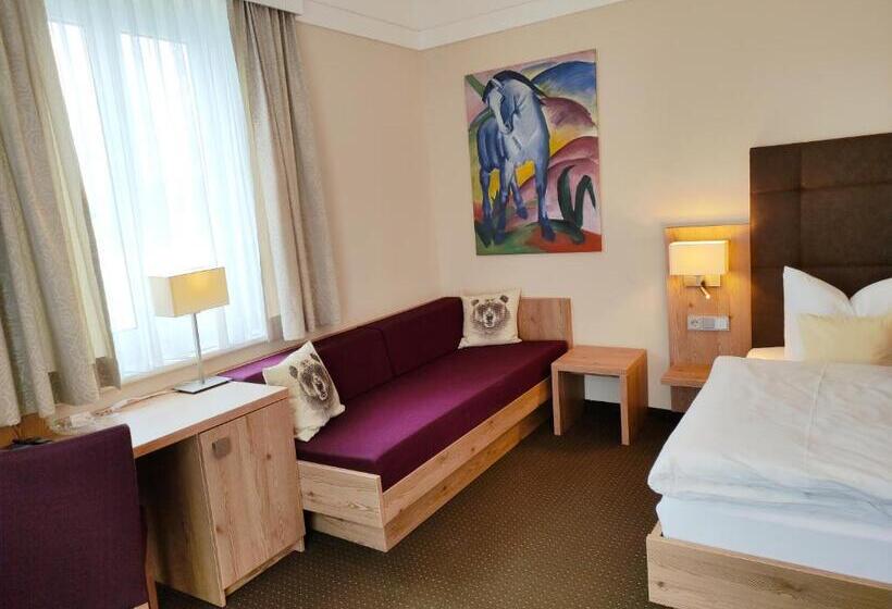 Comfort room with lake view, Seehotel Grauer Bär