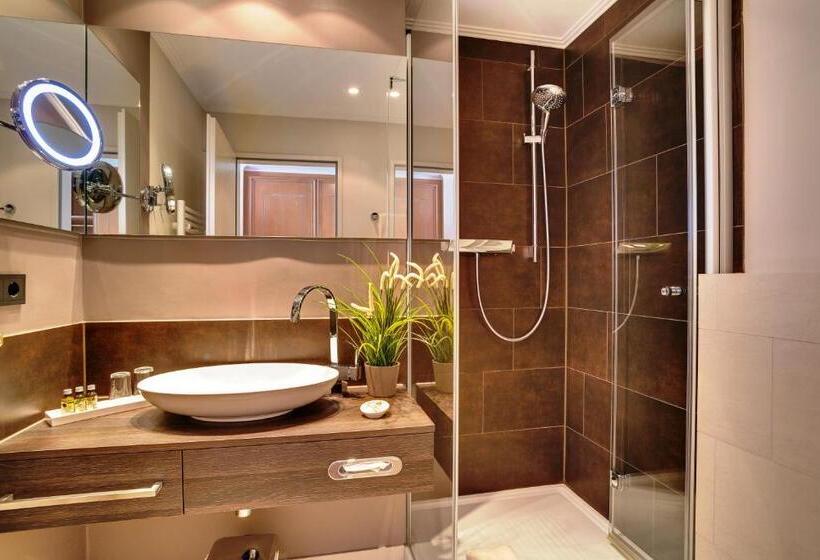 Номер Стандарт, Upstalsboom Heringsdorf