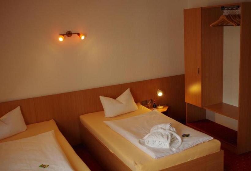 스탠다드 룸, Zum Abschlepphof