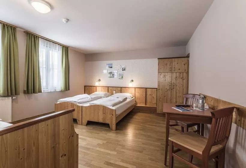 スタンダードトリプルルーム, Jufa Hotel Grundlsee