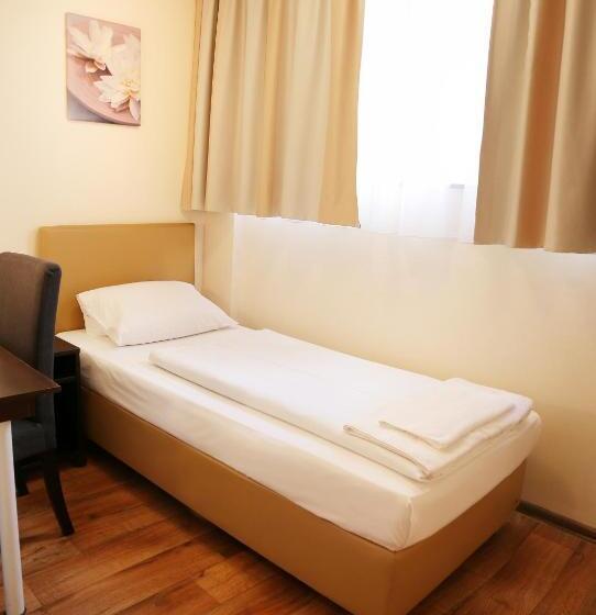 Номер Стандарт Индивидуальный, Pension Alpha   Frankfurt City Central Station