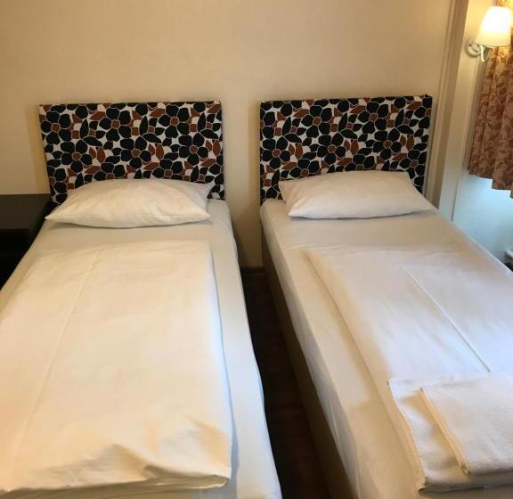 标准间, Pension Alpha Frankfurt City Central Station