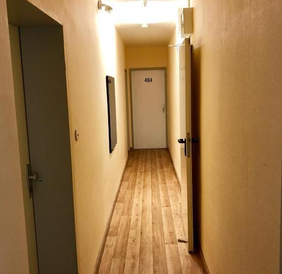 标准三人间, Pension Alpha Frankfurt City Central Station