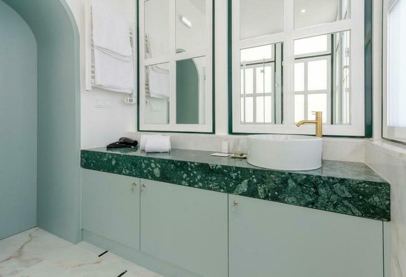 バルコニー付きスタンダードルーム, Westlight Cascais Chalet  Adults Only