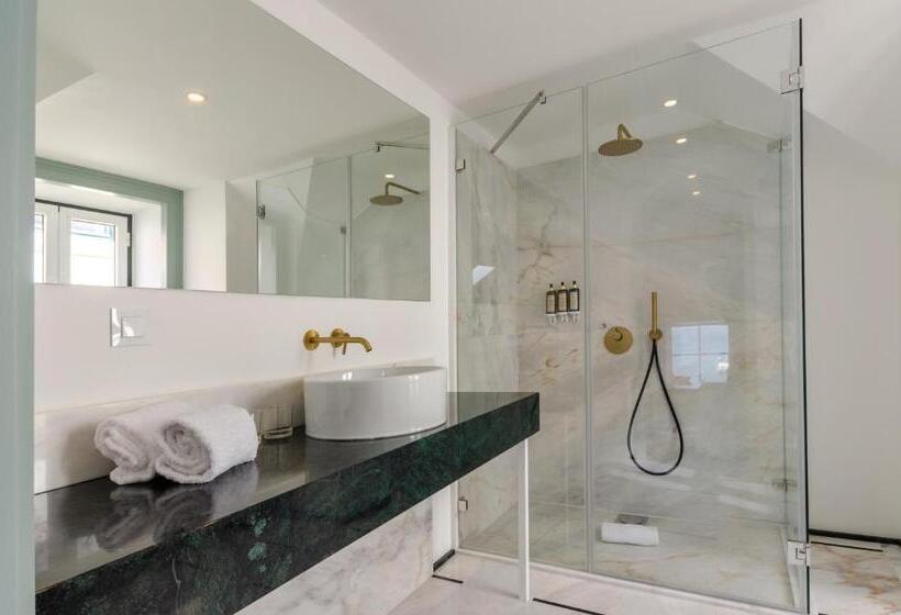 Полулюкс Вид на Море, Westlight Cascais Chalet  Adults Only
