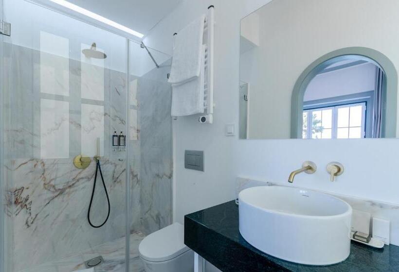 Номер Стандарт Вид на Море с Балконом, Westlight Cascais Chalet  Adults Only