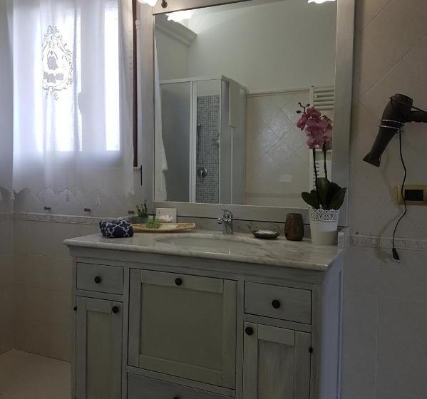 バルコニー付きスタンダードトリプルルーム, La Rosa Dei Venti