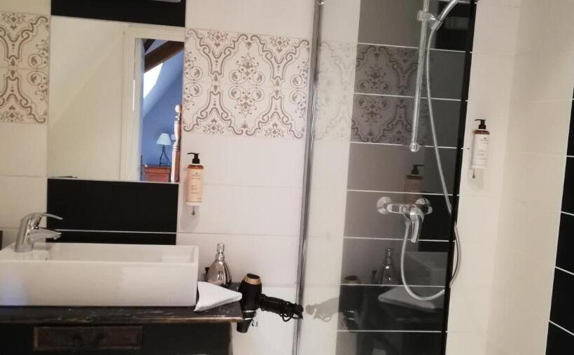 غرفة ديلوكس, Manoir De La Touche