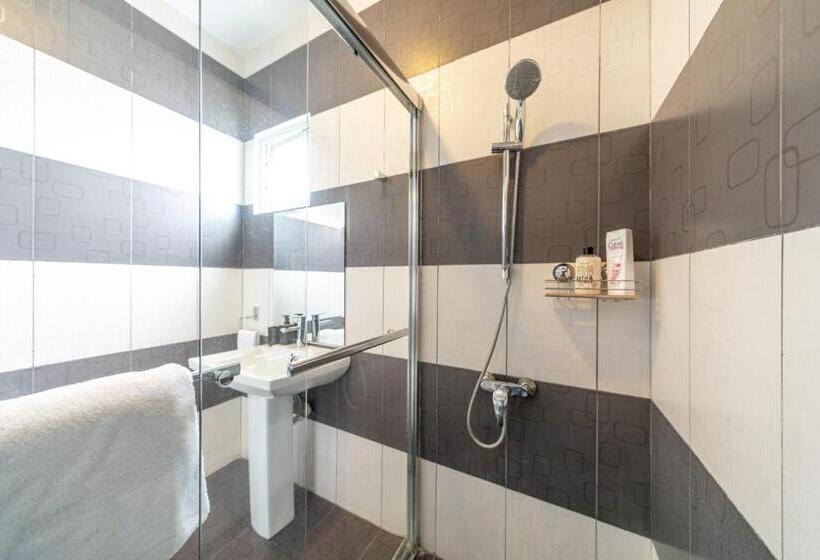 2 Bedroom Apartment, Montecito Apartments