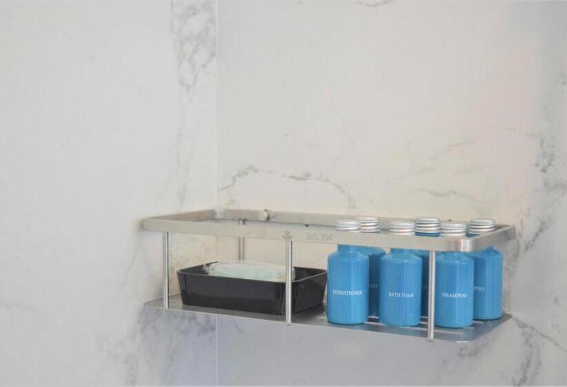 1 Bedroom Apartment, Montecito Apartments