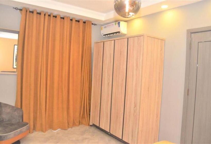 Apartamento 1 Dormitório, Montecito Apartments