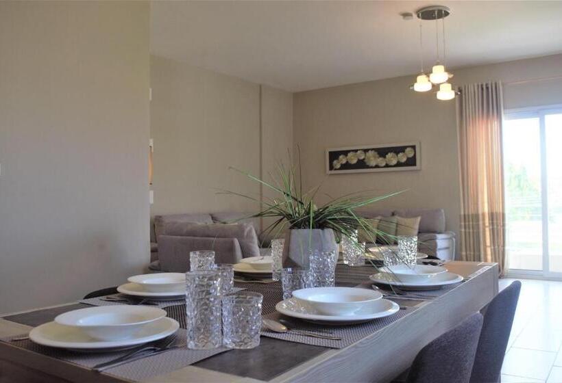 2 Bedroom Apartment, Montecito Apartments