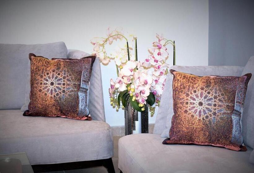 2 Bedroom Apartment, Montecito Apartments