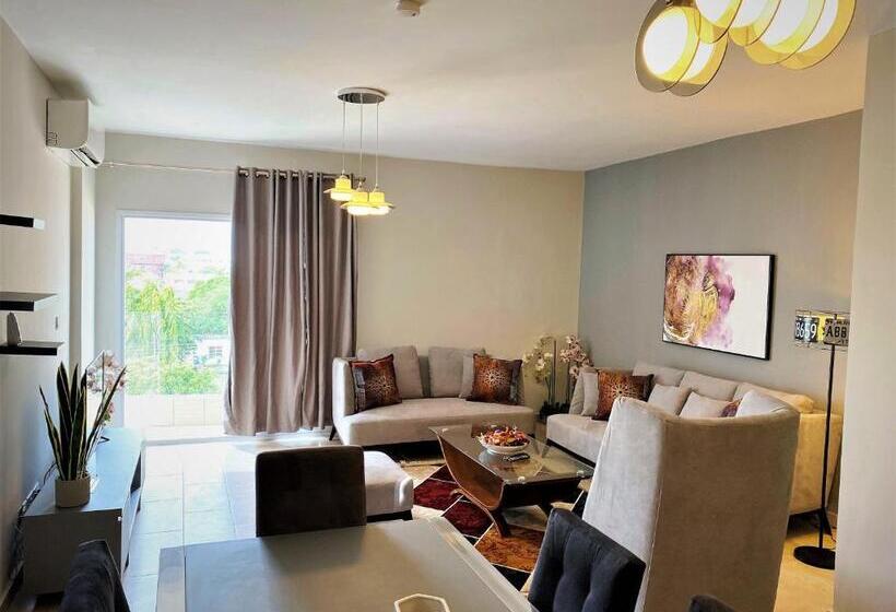 Apartamento 2 Dormitórios, Montecito Apartments