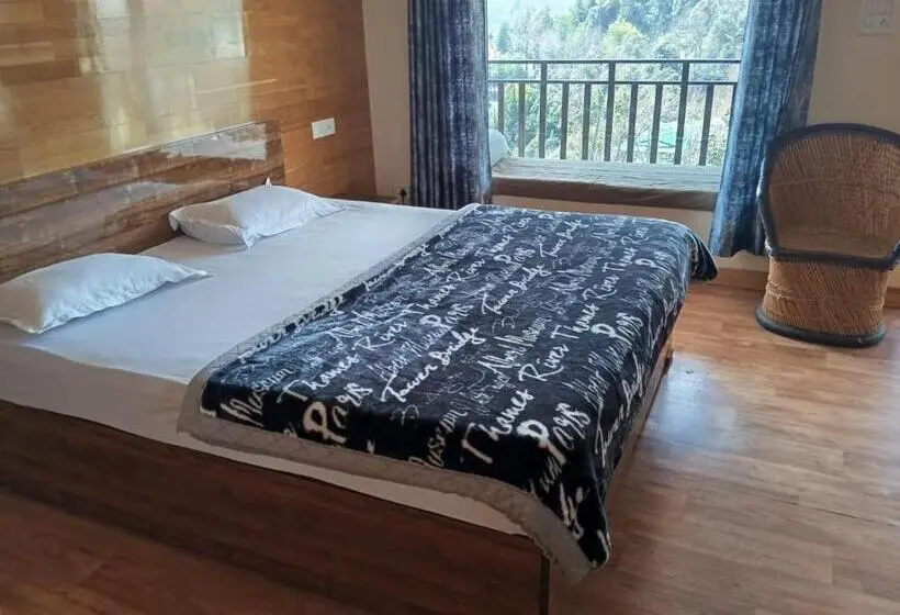 デラックスルーム, Khushi Cottage