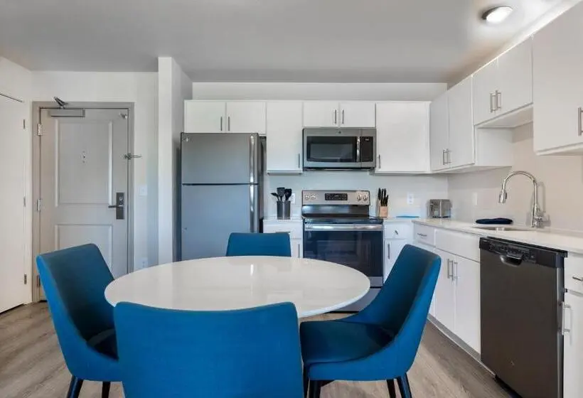 דירת חדר, Soka Suites Dallas  Las Colinas