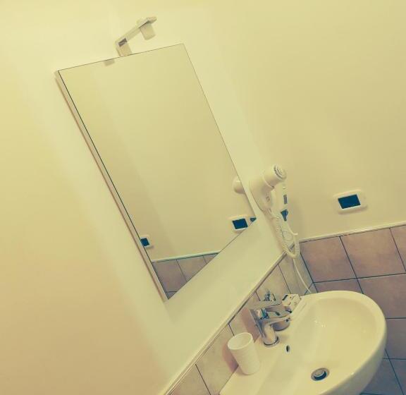 اتاق استاندارد, B&b Al Pentagramma